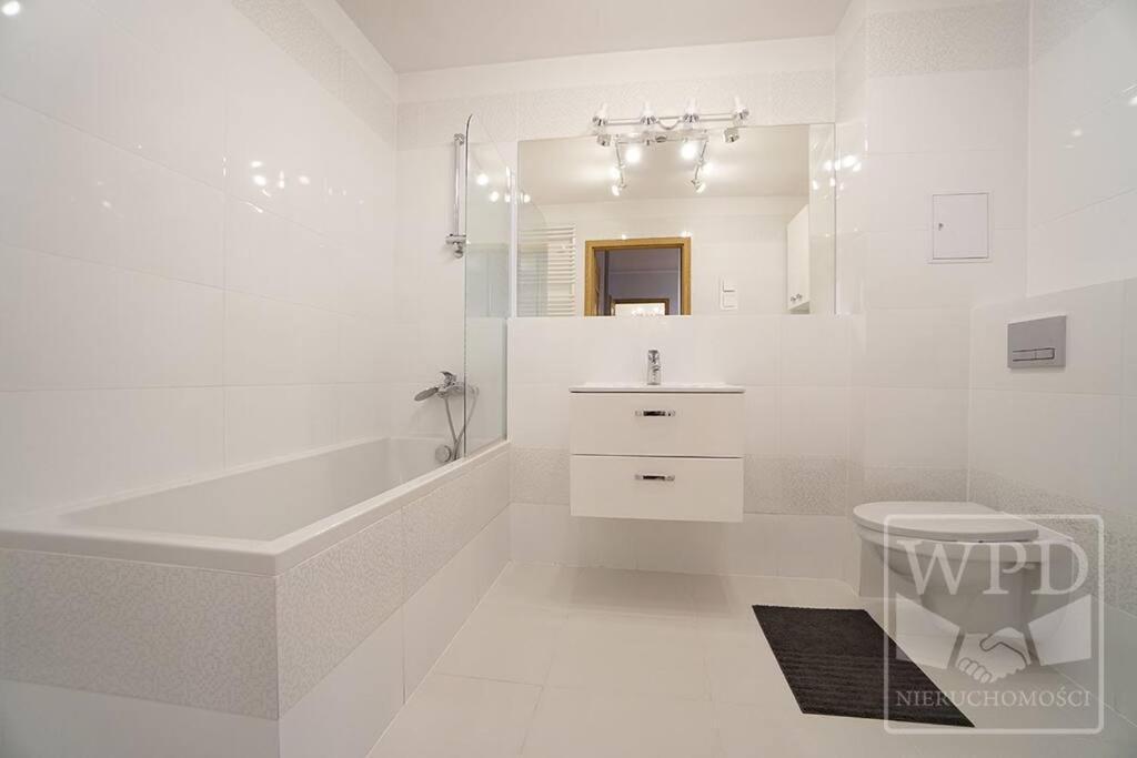 Big Apartment - Old Town - 3 Rooms - Private Parking 弗罗茨瓦夫 外观 照片